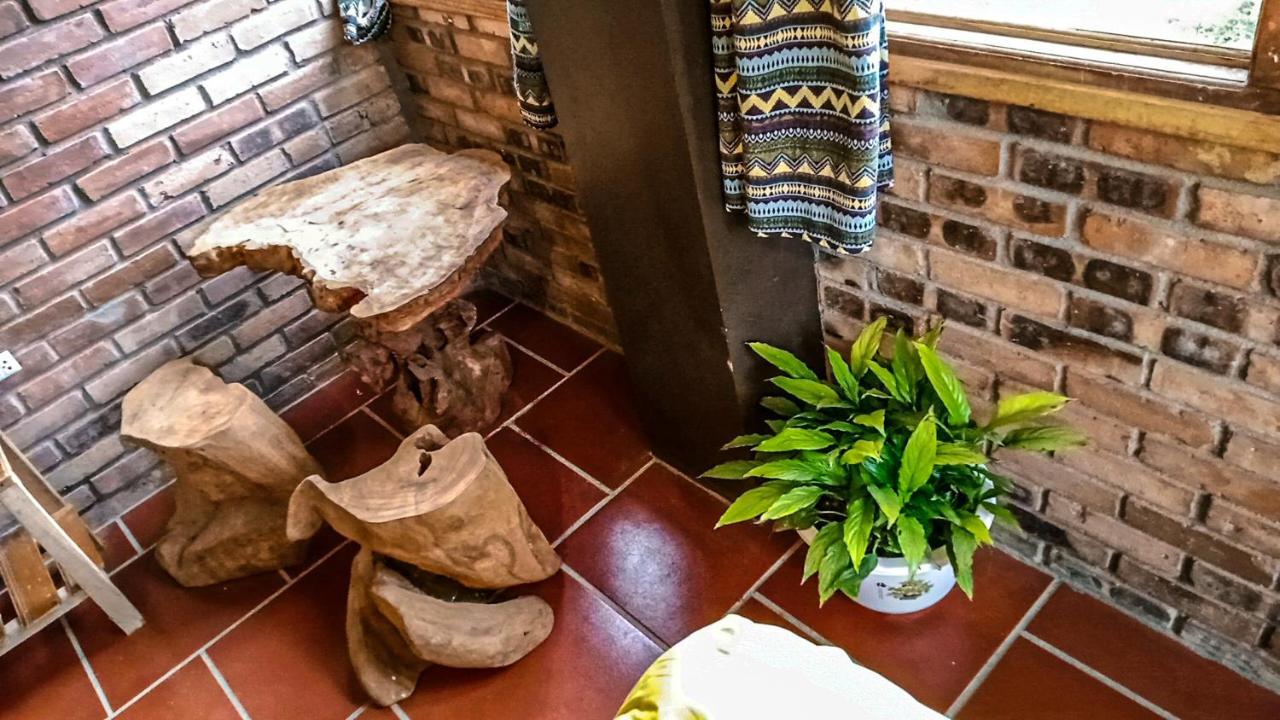 Cici Homestay Dong Van Eksteriør bilde
